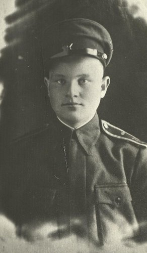 Cadet of the 3rd Saratov Military School of armored personnel carriers and armored vehicles 