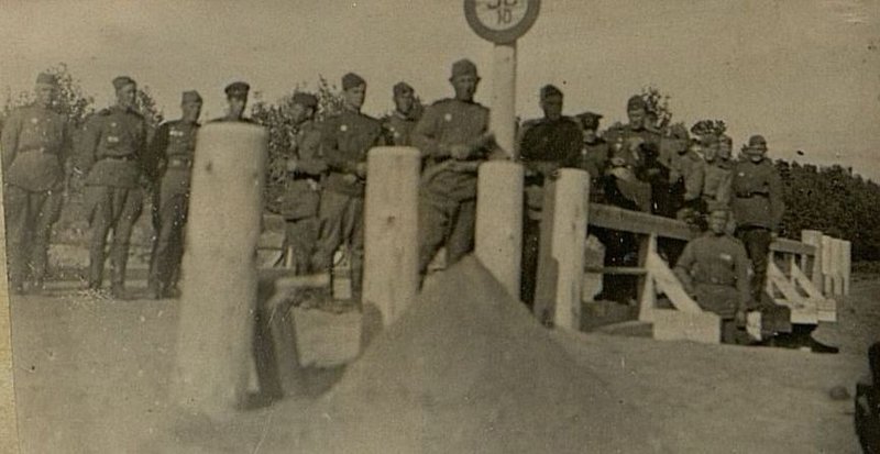Image: Bridge over the ravine built by a platoon of the guard lieutenant Anidalov