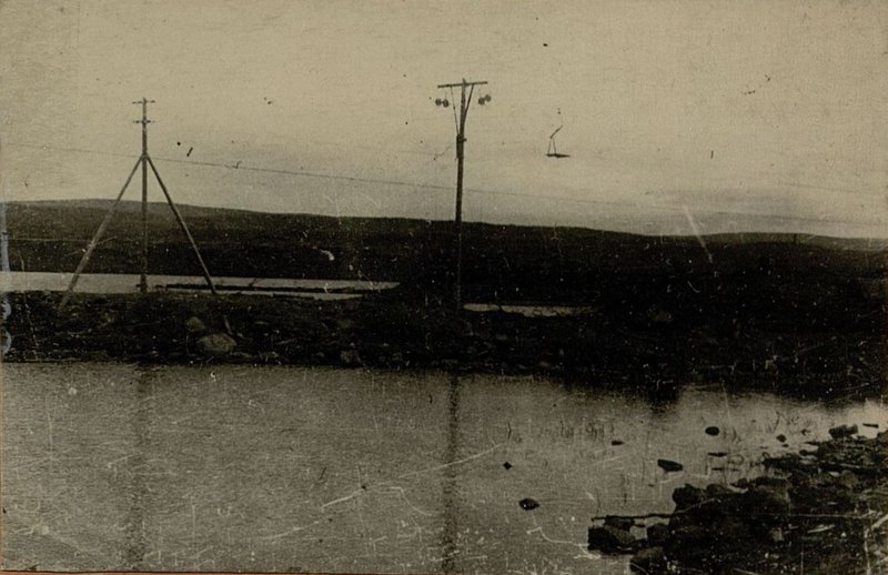 Image: Eastern (right) bank of the Titovka river in the area of kv 1052