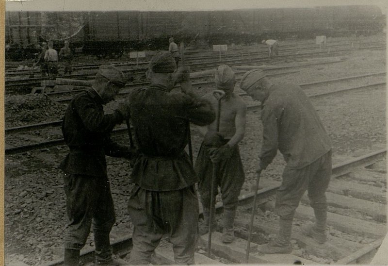 Фотография: [...]лластировка [...]ти №17 [...]сортировочном [...]оке на ст. Смычка
