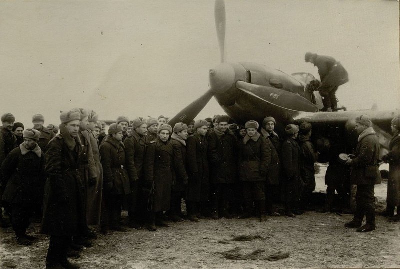 Фотография: Подвеска УХАП-250 к с-ту ИЛ-2