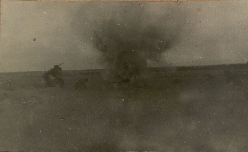 Фотография: Боевое задание по минированию перед передним краем обороны 277 стрелковой дивизии