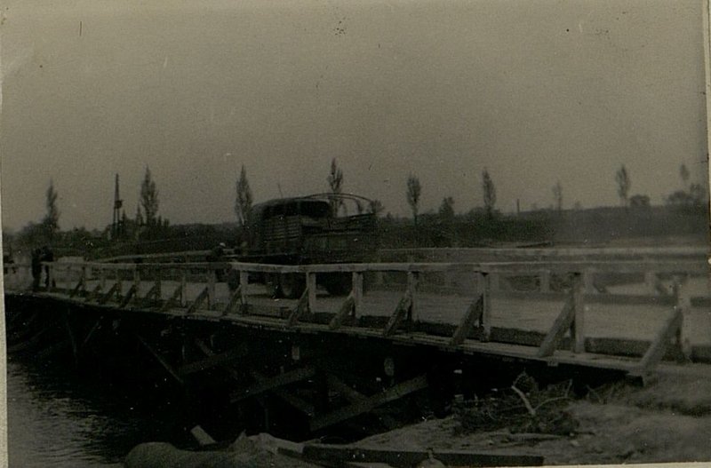 Фотография: 60 тн. мост через р. Морава в районе Годонин