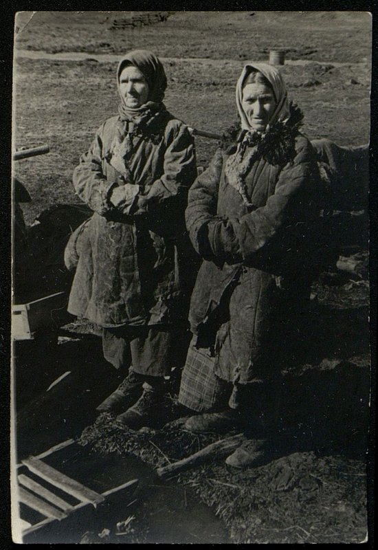 Original image: Collective farmers of the village of Maksimovka, Zairudnikovsky village council, Gzhatsky district, Smolensk region