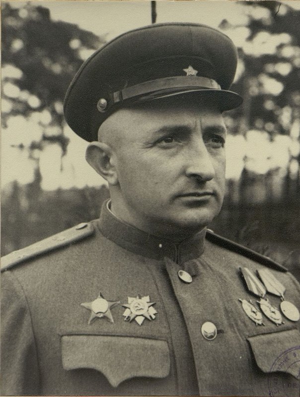 Фотография: Командир бригады полковник Кудрявцев Михаил Агеевич