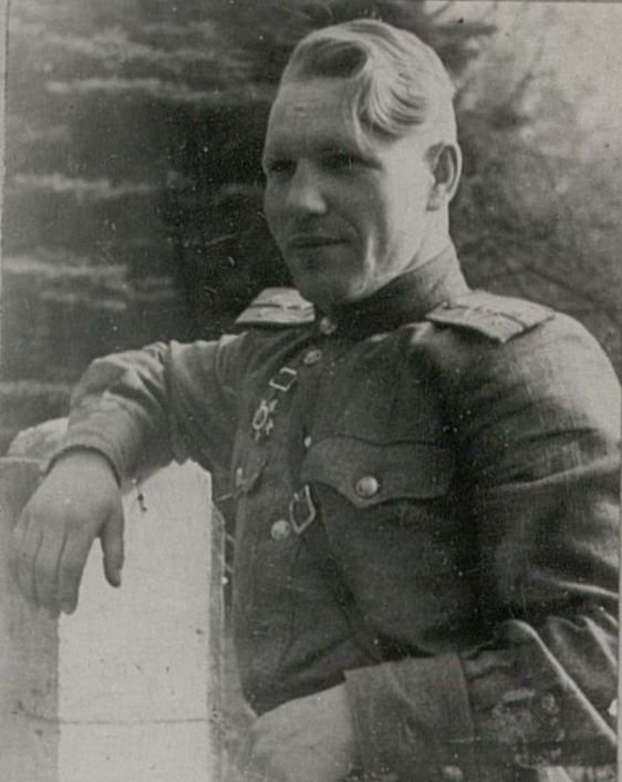 Фотография: Начальник штаба 1394 АЗАСП - капитан Евдокимов Геннадий Петрович