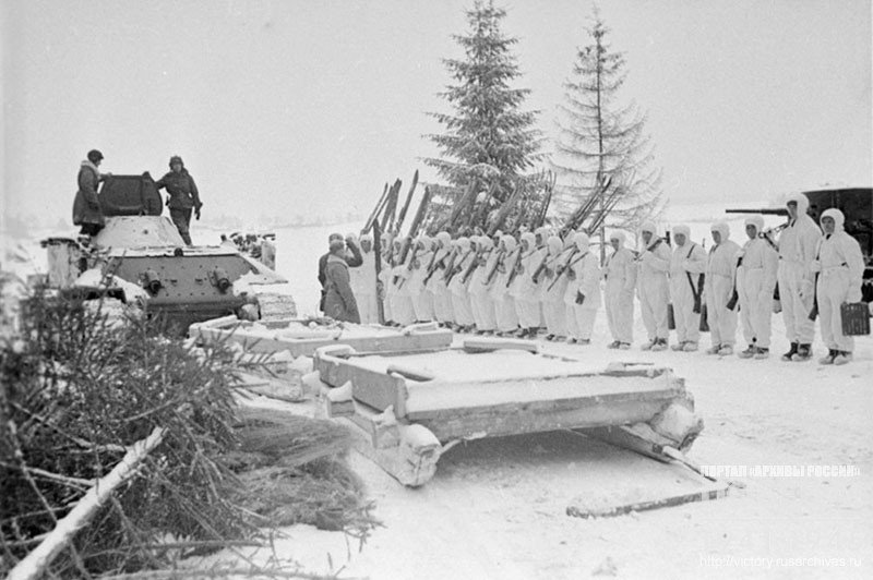 Skiers of Captain Maryniak detachment before being sent to the front