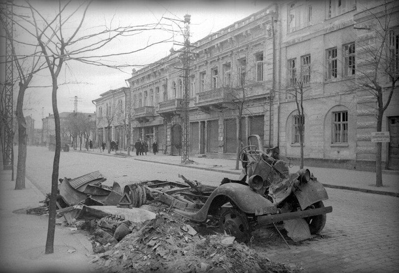 Simferopol in ruins