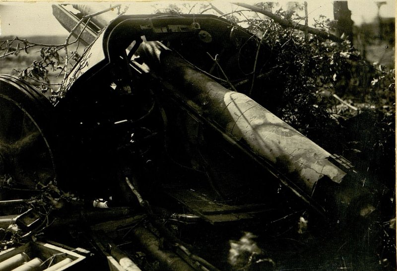 Image: The gun is broken, the crew is destroyed