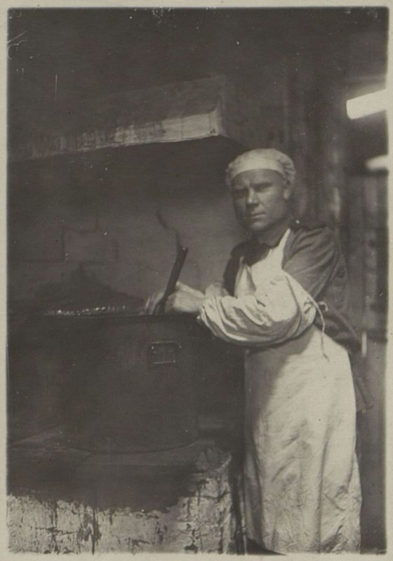 Фотография: Раздача пищи