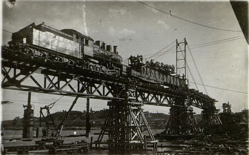 Image: Bridge over the river Neman at the station Mosty
