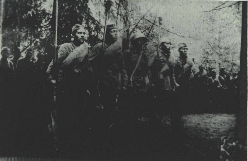 Anti-tank riflemen of 1245th Rifle Regiment of 375th Rifle Division before attack for Rzhev.