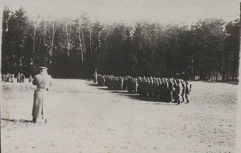 Фотография: Строевой смотр боевой готовности частей бригады к переправе через р. Одер