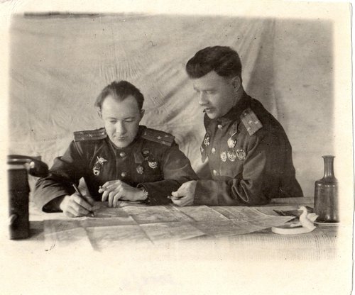 За разработкой плана боя по овладению г. Брестом и крепостью