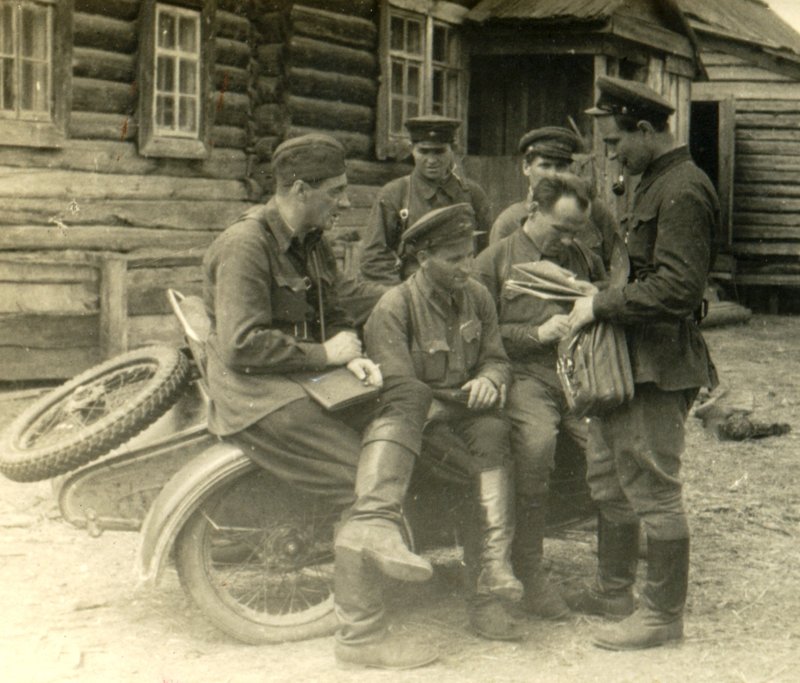 Headquarters of the Death to German Occupiers Brigade. Standing with a pipe - D.V.Emlyutin
