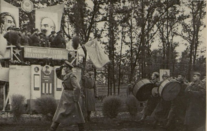 Фотография: 2-х летие 12 запасной стрелковой дивизии