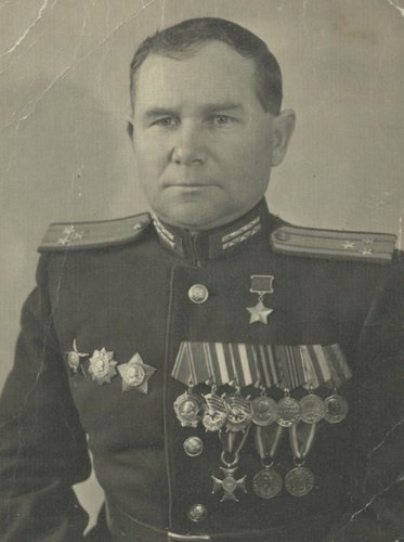 Герой Советского Союза полковник Ф.М. Зинченко, командир 756-го стрелкового полка 150-й стрелковой дивизии
