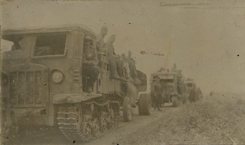 Фотография: 6-я батарея преследует отступающего противника