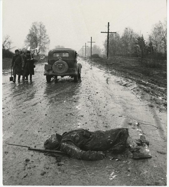 Road of war
