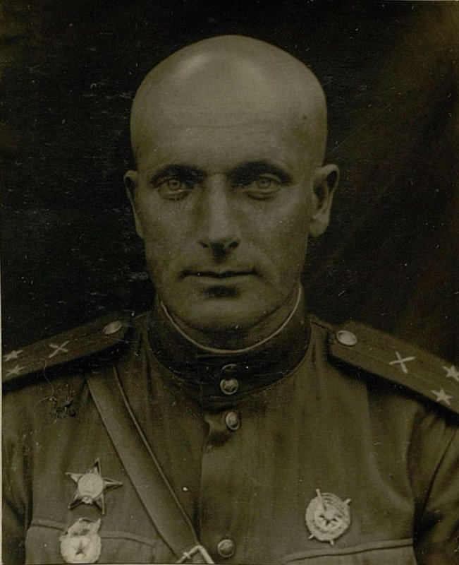 Фотография: Полковник Миронов Сергей Иванович. Командир 166 гвардейского пушечного артполка
