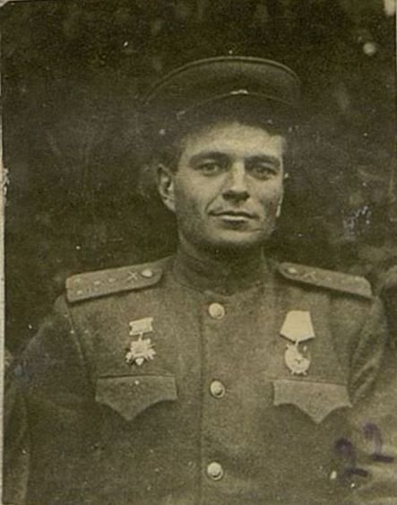 Image: Hero-artilleryman captain Vladimir Gorobets (131st artillery regiment)