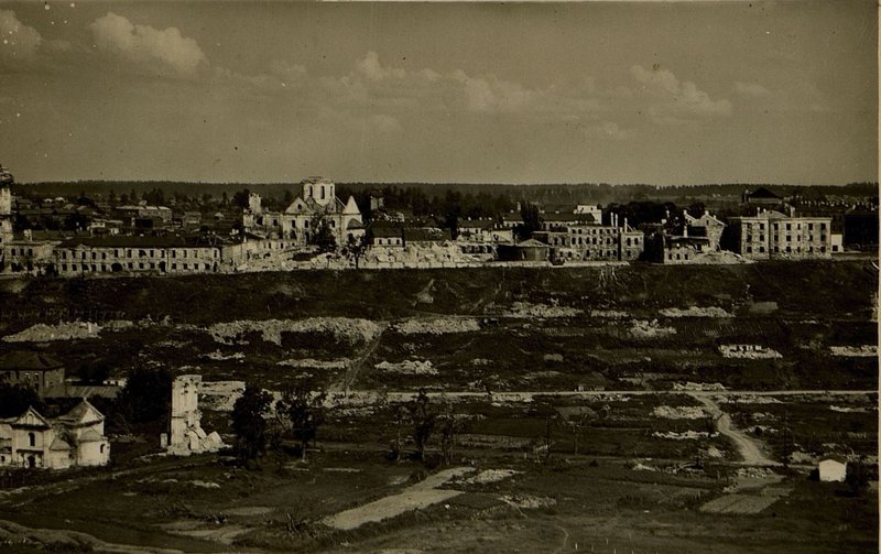 Image: Aerial view of the central part of Mogilev destroyed by the Germans
