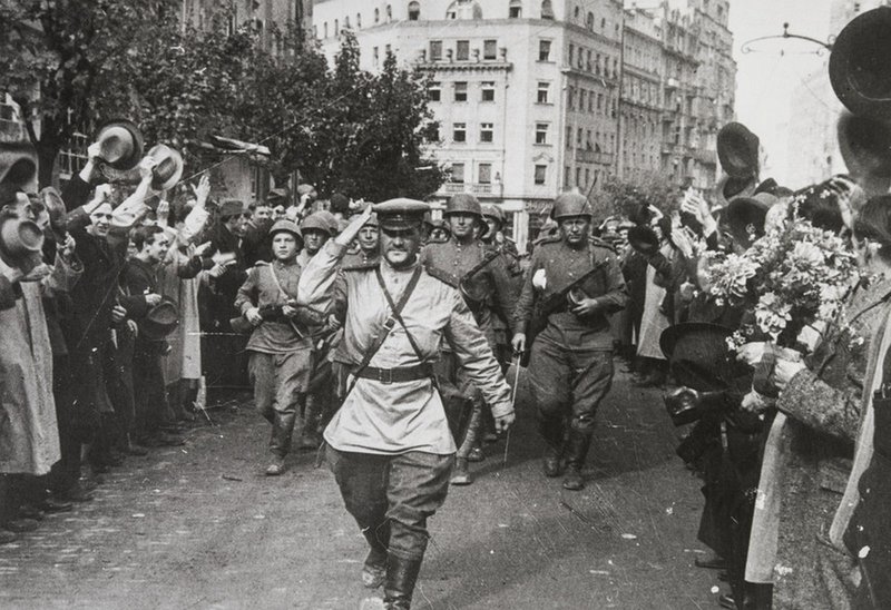 Октябрь 1944 г. в Белграде. Капитан Дмитрий Кудряшов