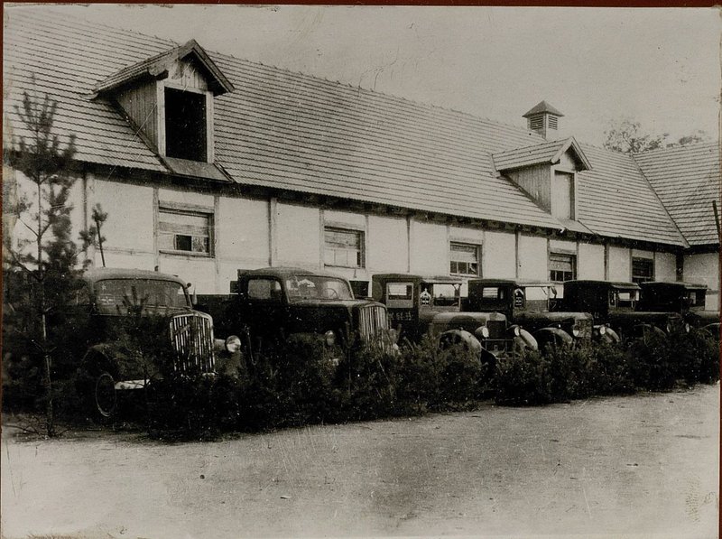 Image: Vehicle park