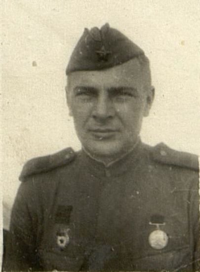 Фотография: Гвардии старший сержант Найденов Н.И. Командир мин. взвода 2 м. р.