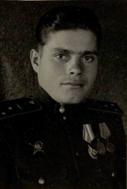 Image: The commander of the T-70 platoon, senior lieutenant Astapkov K.P.