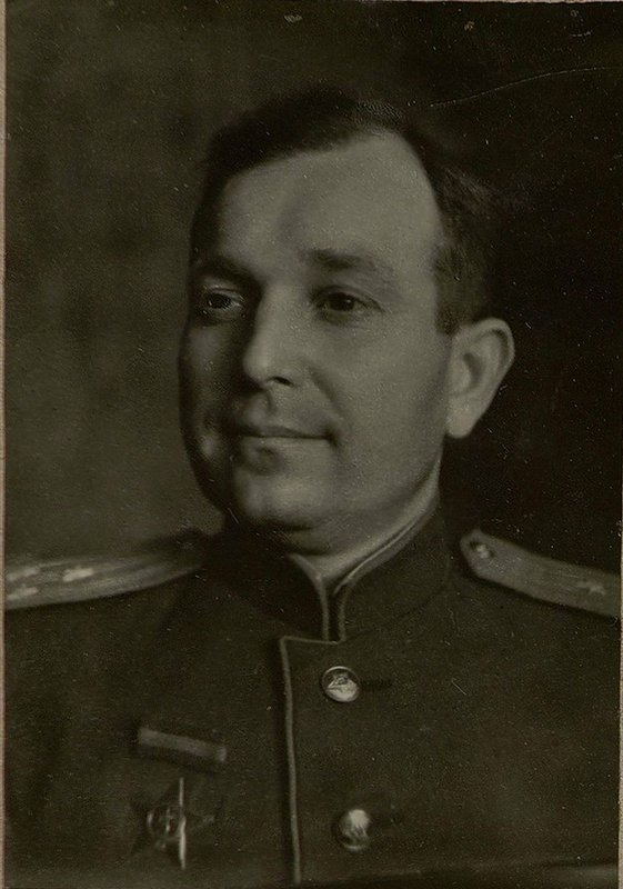 Фотография: Начальник Политотдела 12 запасной стрелковой дивизии полковник Басов В.И.