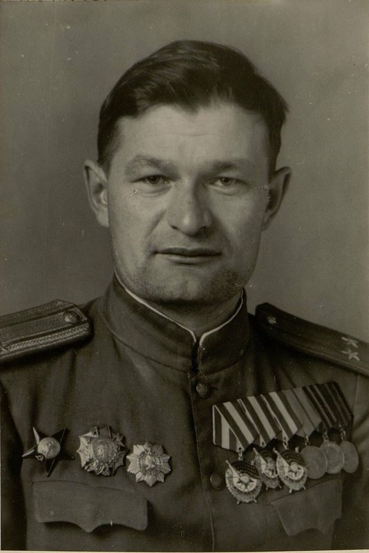 Фотография: Командир 13 Отдельного Гвардейского стрелкового батальона гвардии подполковник Семенко Г.И.