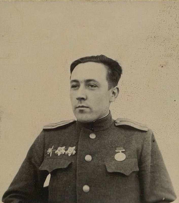Image: Komsomol organizer