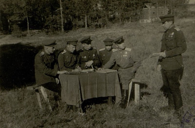 Image: Meeting of the brigade party commission