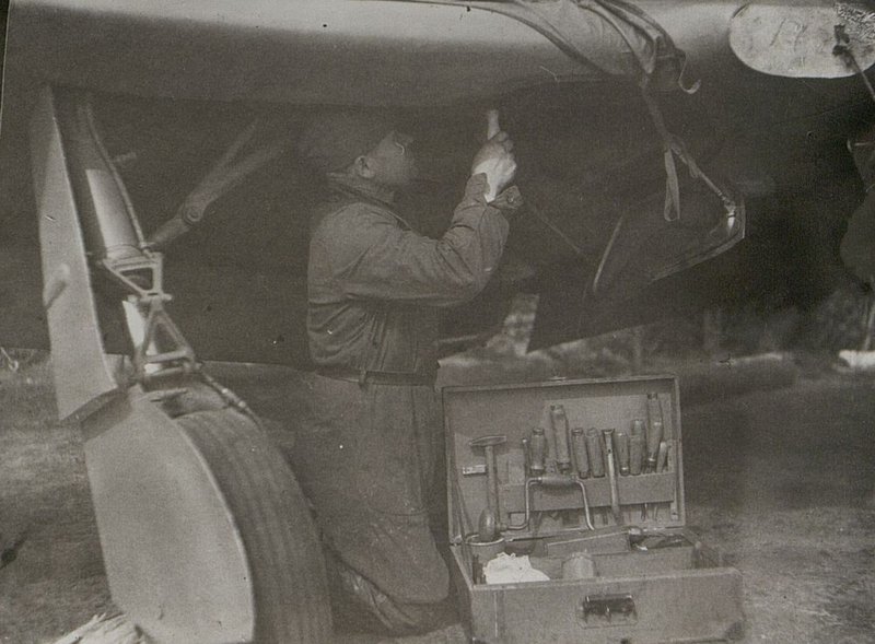 Фотография: История 6 подвижной авиаремонтной базы