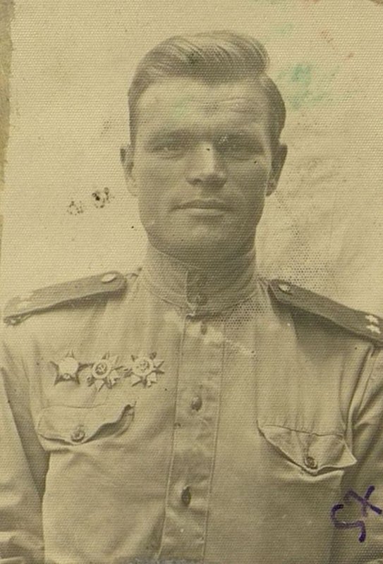 Image: Party organizer of the 1st rifle battalion of the 333rd rifle regiment, lieutenant I. Zhukov