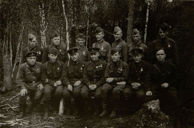 Image: Chief of Staff of the 54th Army - Major General Berezinsky among the awardees, after the presentation of awards