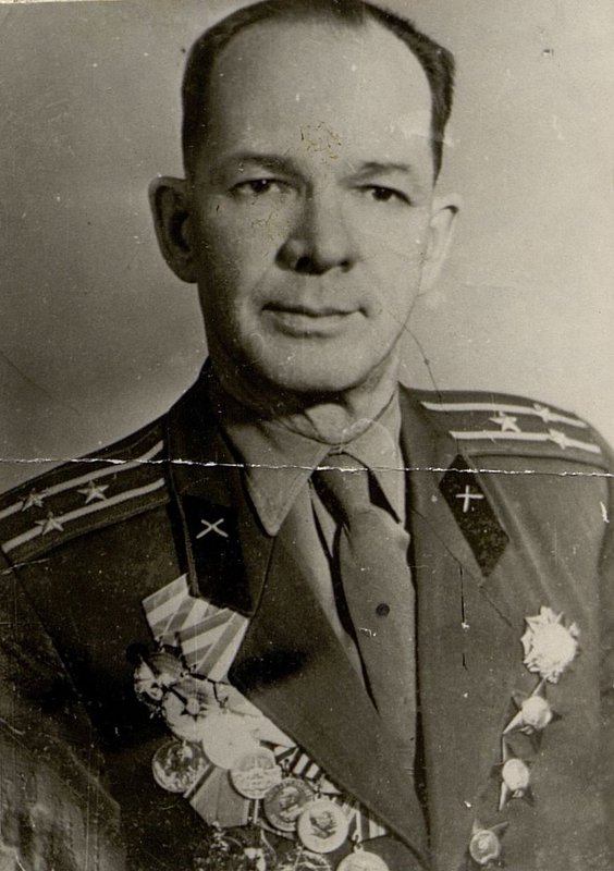 Фотография: Начальник штаба полка гв. полковник Жилин А.Н.