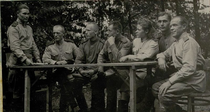 Фотография: Заседание партийного бюро