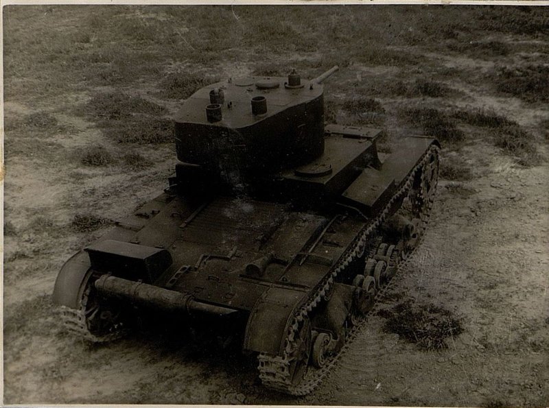 Фотография: Лёгкий танк Т-26