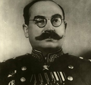 Ротмистров