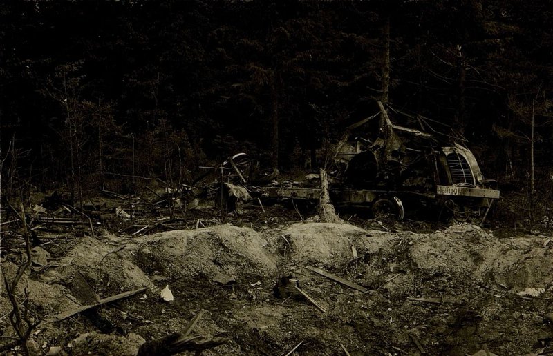 Image: A crater from a 100 kg bomb destroyed 3 cars at the edge of a forest 1 km northwest of Matsava