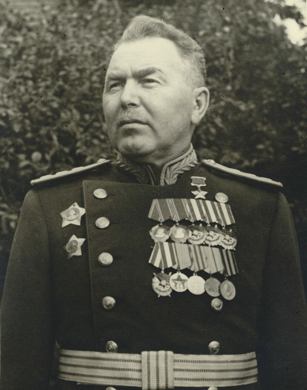 Командующий 3-й ударной армией генерал-полковник Кузнецов В.И.