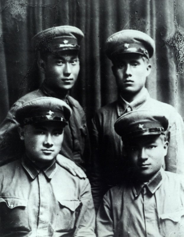 The participants of the defense of Moscow from Kazakhstan. From left to right: Satybaldin Turar, Zhumatov Gabbas, Dzhongarov Kydiyar, Adibaev Orynbai