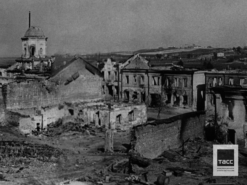 Дома, разрушенные в ходе боев с немецко-фашистскими захватчиками, Смоленская область