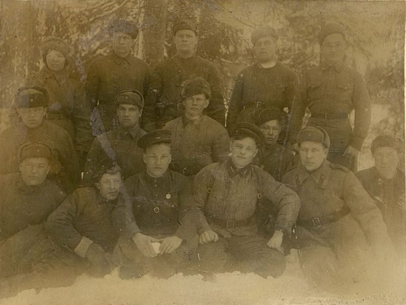 Фотография: Бойцы и командиры санитарной роты участники боев под Красным Бором