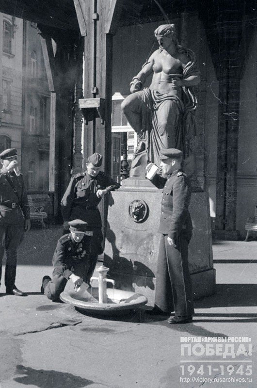Red Army officers by a mineral spring in Karlsbad