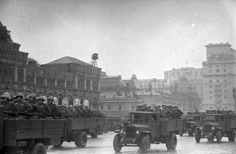 «Парад победы на Красной площади.»