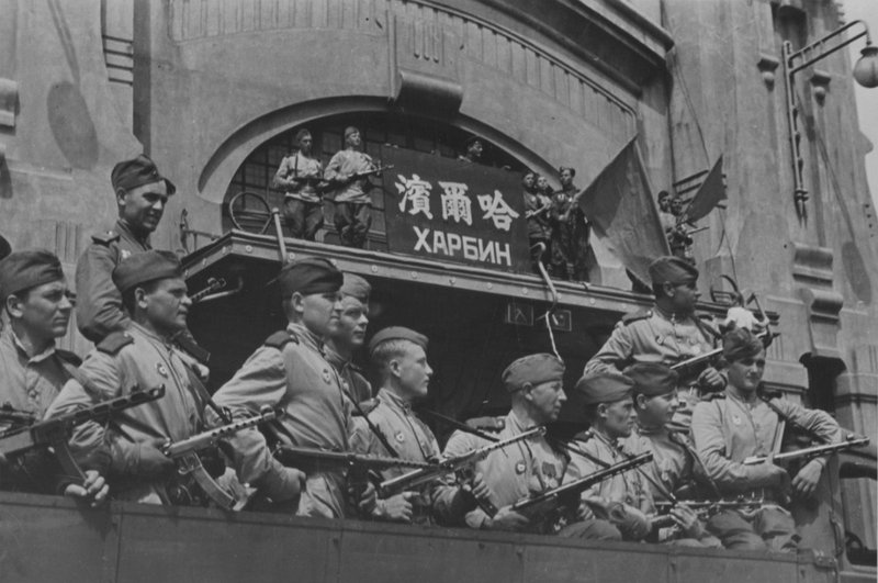 Soviet soldiers at the Railway Terminal of Harbin