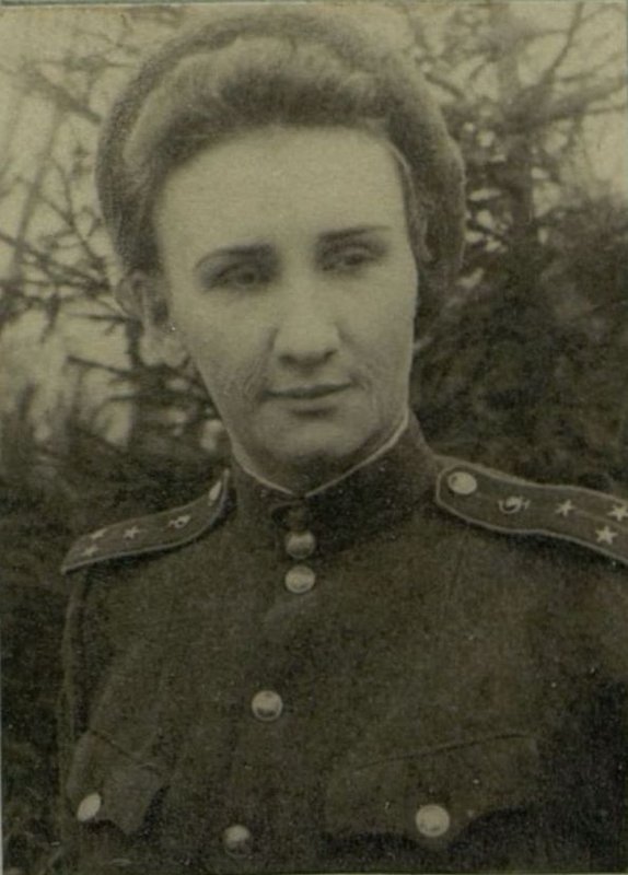 Фотография: Начальник госпитального отделения гвардии Старший лейтенант медицинской службылужбы Пичугина А.И.